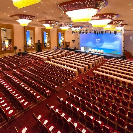 Курортный комплекс Rodos Palace 5*